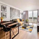 Apartment Polandbnb Grzybowska 6 *