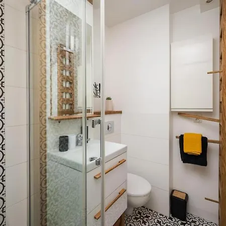 Centrum Grzybowska 6 By Polandbnb Apartman *