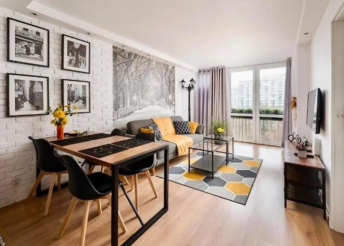 Apartment Polandbnb Grzybowska 6 *