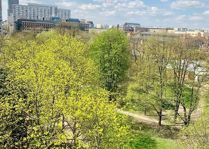 Polandbnb Grzybowska 6 *