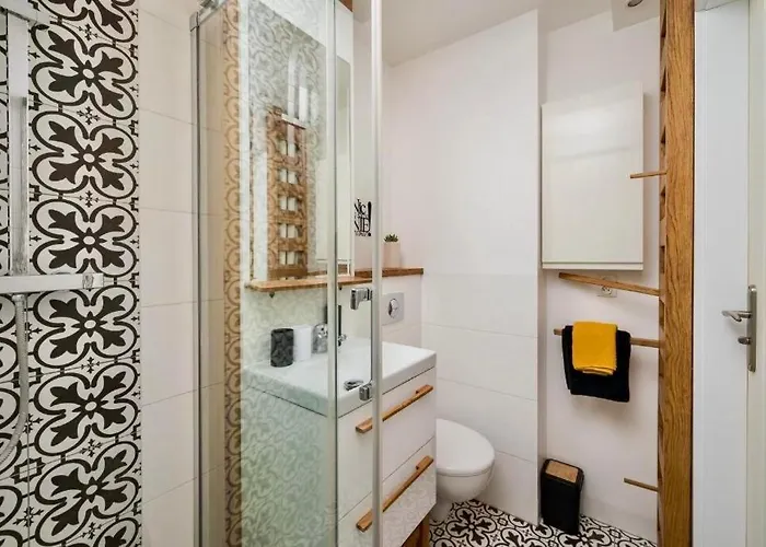 Polandbnb Grzybowska 6 Apartmán